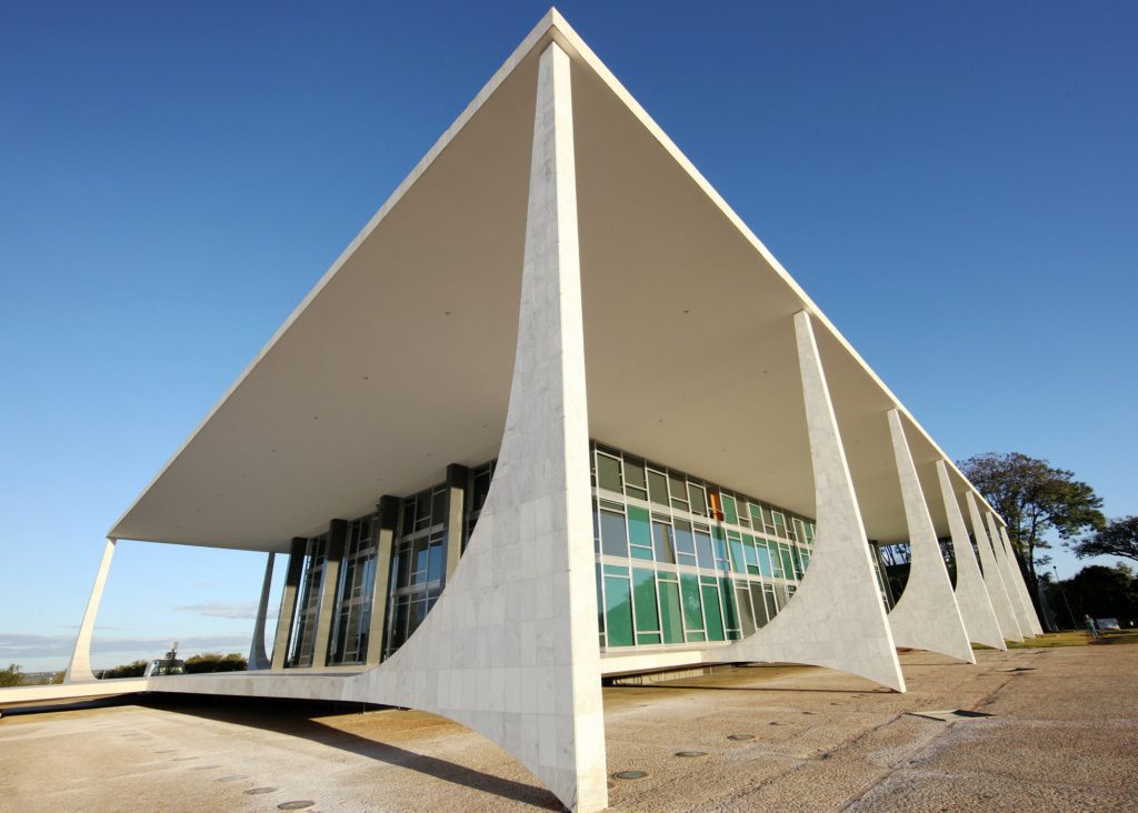 STF valida leis do Rio Grande do Sul que definem ICMS-ST para atacadistas
